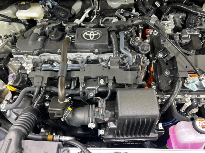 2025 Toyota Corolla Cross 6AA-ZVG13 (UW-69f022366b6be)[8]