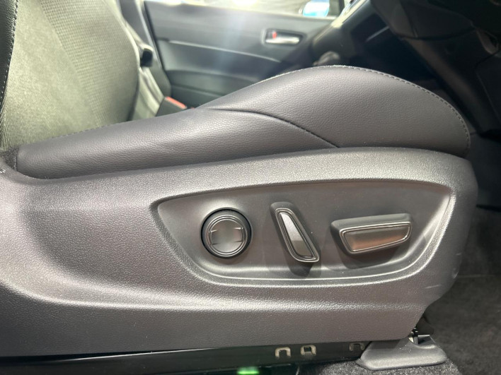 2025 Toyota Corolla Cross 6AA-ZVG13 (UW-69f022366b6be)[17]