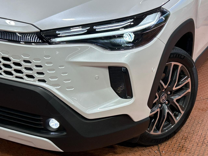 2025 Toyota Corolla Cross 6AA-ZVG13 (UW-69f022366b6be)[9]