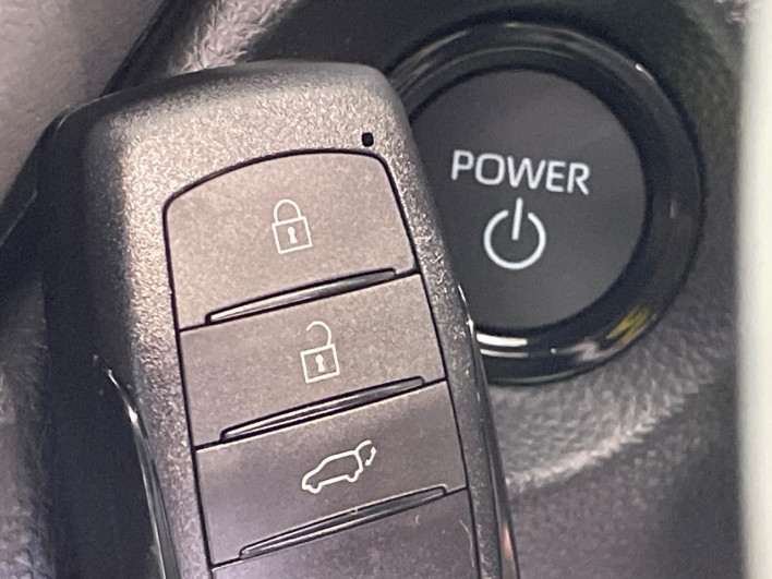 2026 Toyota Corolla Cross 6AA-ZVG13 (UW-69f02236edc16)[18]