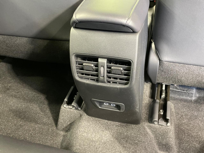 2026 Toyota Corolla Cross 6AA-ZVG13 (UW-69f02236edc16)[29]