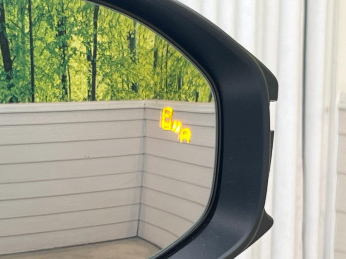 2026 Toyota Corolla Cross 6AA-ZVG13 (UW-69f02237e23da)[20]