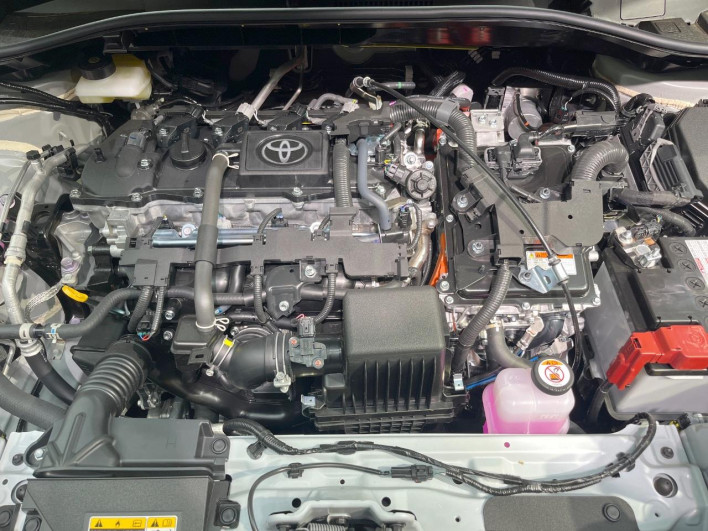 2026 Toyota Corolla Cross 6AA-ZVG13 (UW-69f02237e23da)[6]