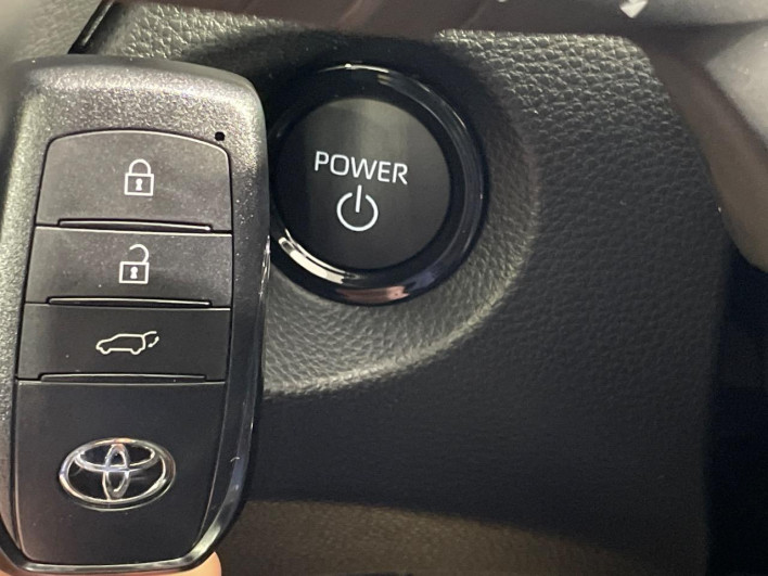 2026 Toyota Corolla Cross 6AA-ZVG13 (UW-69f0223855edc)[4]