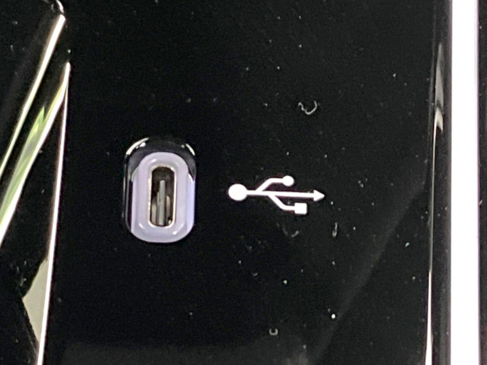 2026 Toyota Corolla Cross 6AA-ZVG13 (UW-69f0223872670)[28]