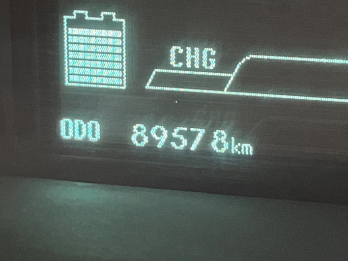 2009 Toyota Prius DAA-ZVW30 (UW-69f0223a1aa0f)[2]