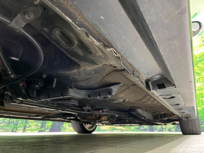 2009 Toyota Prius DAA-ZVW30 (UW-69f0223a1aa0f)[26]