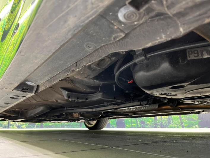 2009 Toyota Prius DAA-ZVW30 (UW-69f0223a1aa0f)[23]