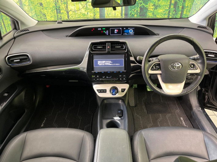 2017 Toyota Prius DAA-ZVW50 (UW-69f0223b4eb57)[28]