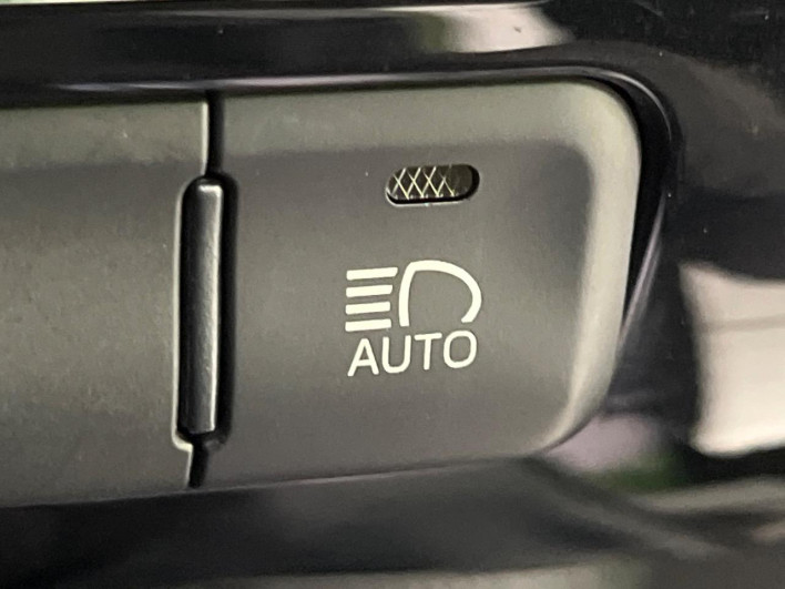 2017 Toyota Prius DAA-ZVW50 (UW-69f0223b4eb57)[8]