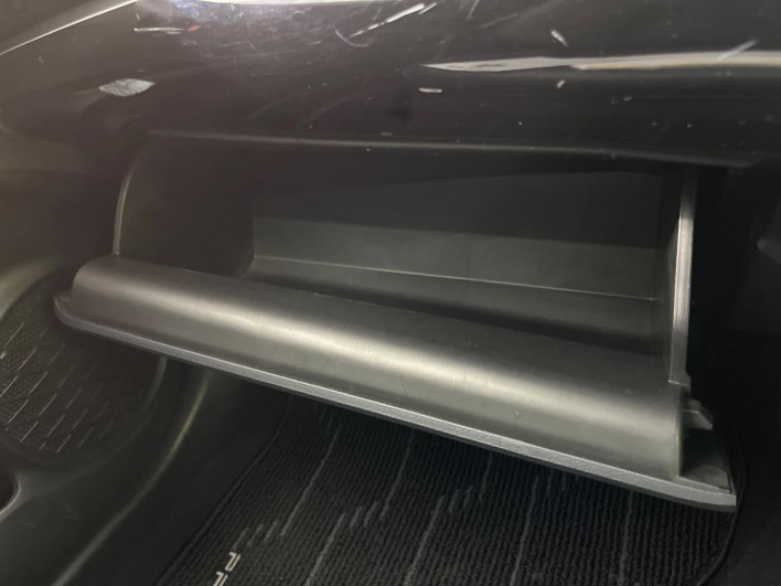 2017 Toyota Prius DAA-ZVW50 (UW-69f0223b4eb57)[20]