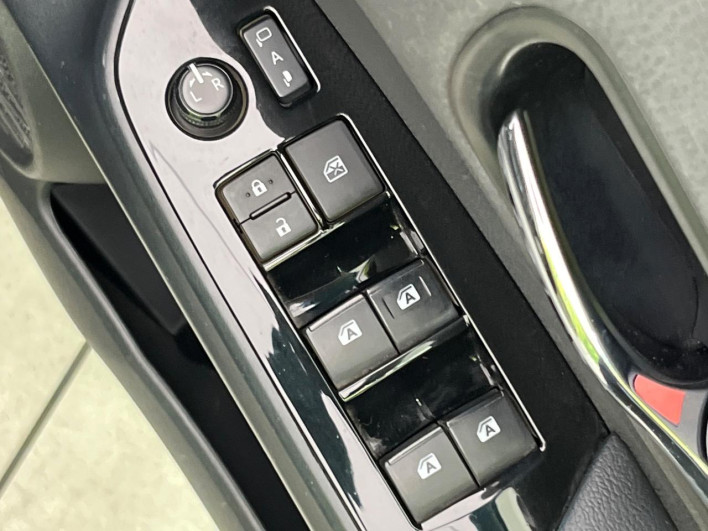 2017 Toyota Prius DAA-ZVW50 (UW-69f0223b4eb57)[5]