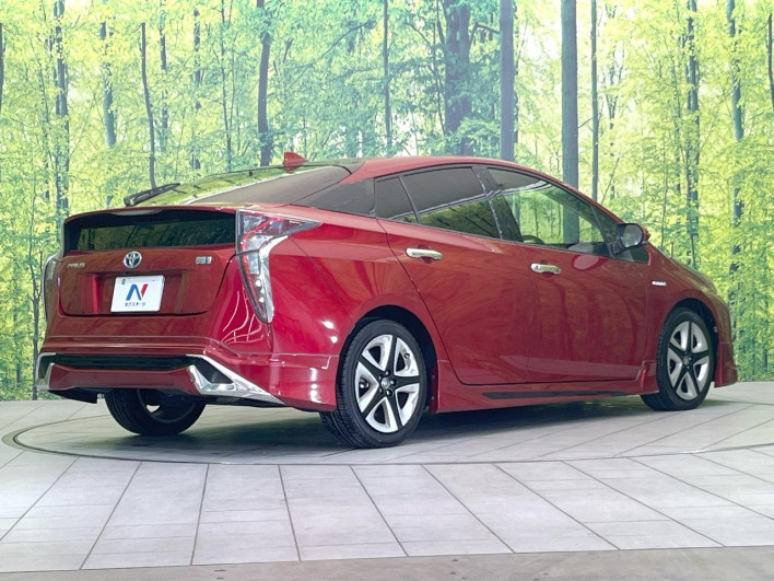 2017 Toyota Prius DAA-ZVW50 (UW-69f0223b81f7f)[8]