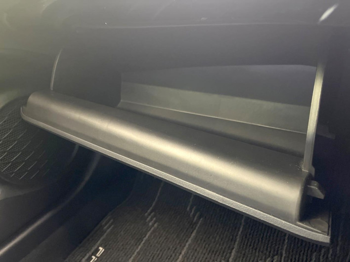 2017 Toyota Prius DAA-ZVW50 (UW-69f0223b81f7f)[25]