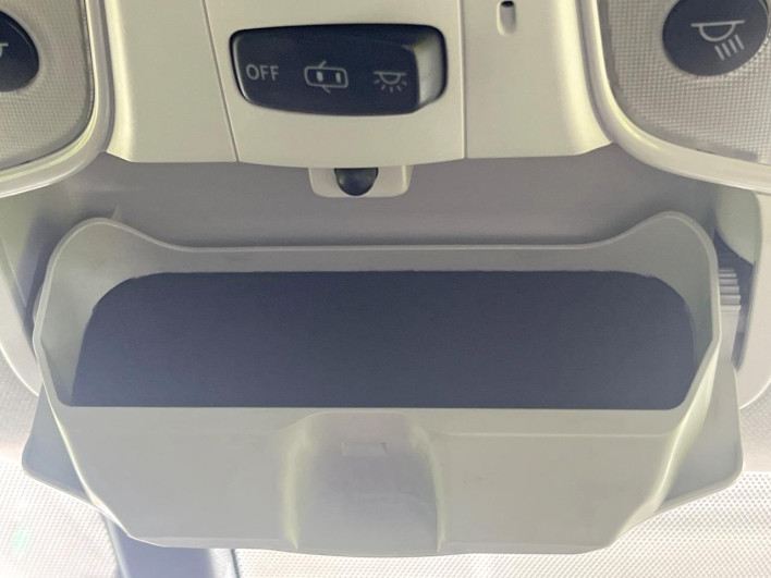2017 Toyota Prius DAA-ZVW50 (UW-69f0223b81f7f)[26]