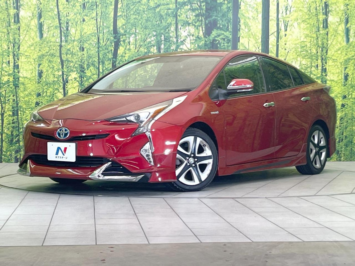 2017 Toyota Prius DAA-ZVW50 (UW-69f0223b81f7f)[0]