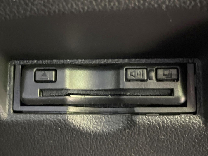2017 Toyota Prius DAA-ZVW50 (UW-69f0223b81f7f)[16]