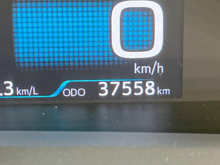 2016 Toyota Prius DAA-ZVW51 (UW-69f0223cbe092)[2]