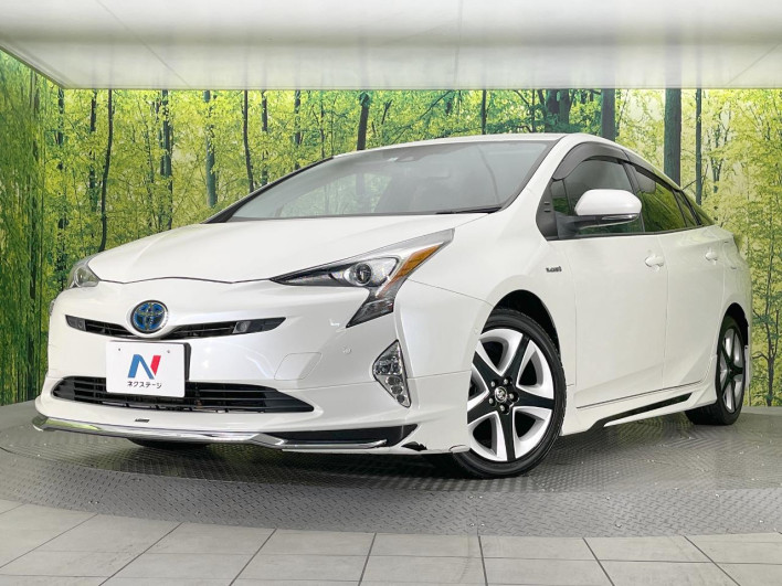 2016 Toyota Prius DAA-ZVW51 (UW-69f0223cbe092)[0]