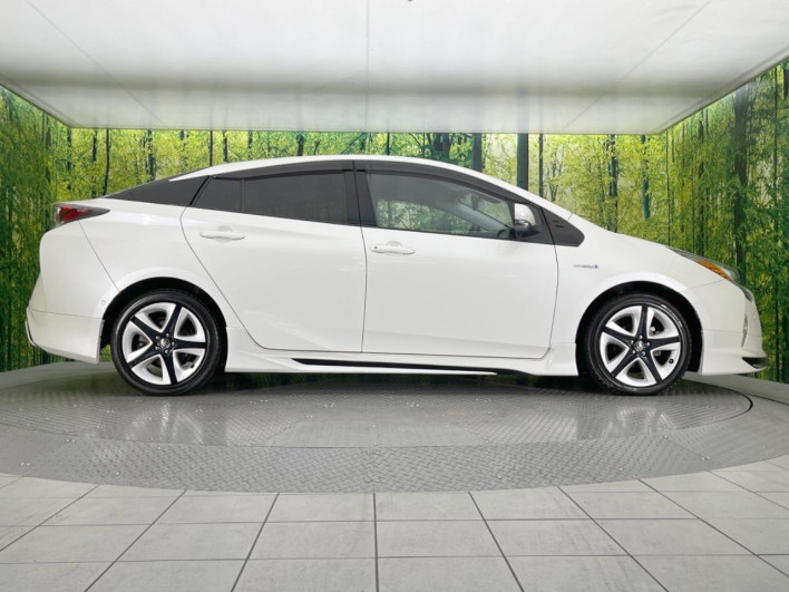 2016 Toyota Prius DAA-ZVW51 (UW-69f0223cbe092)[21]