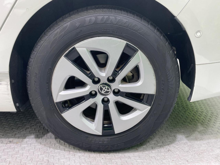 2016 Toyota Prius DAA-ZVW51 (UW-69f0223ce5299)[8]