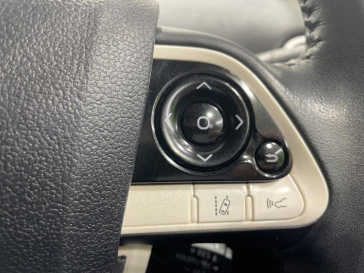 2016 Toyota Prius DAA-ZVW51 (UW-69f0223ce5299)[26]