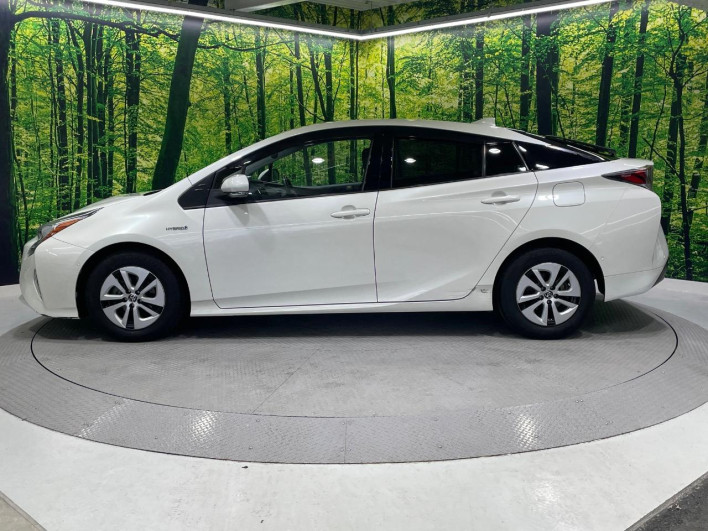 2016 Toyota Prius DAA-ZVW51 (UW-69f0223ce5299)[20]