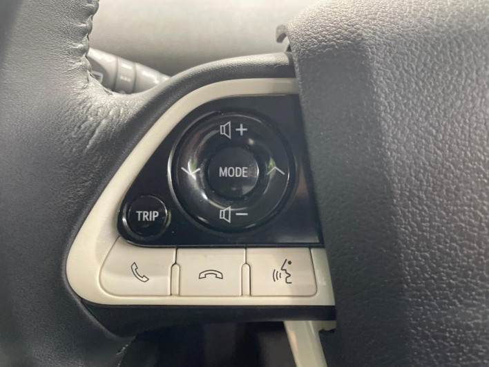 2016 Toyota Prius DAA-ZVW51 (UW-69f0223ce5299)[27]