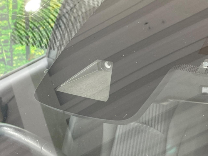 2016 Toyota Prius DAA-ZVW51 (UW-69f0223ce5299)[11]