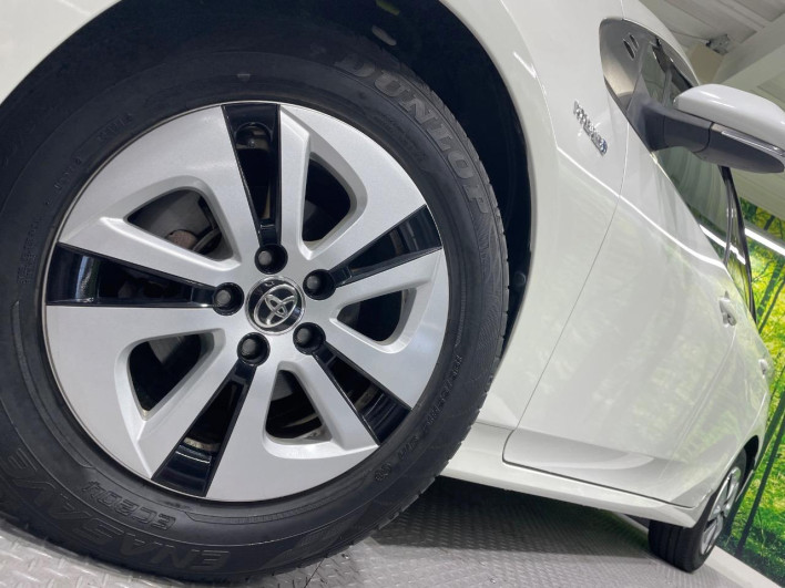 2016 Toyota Prius DAA-ZVW51 (UW-69f0223ce5299)[6]