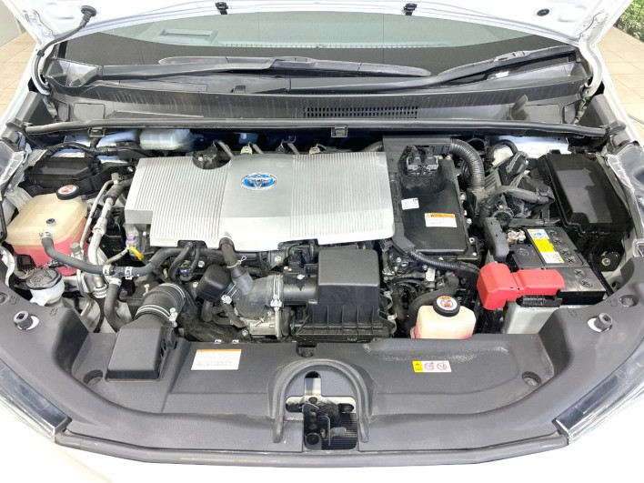 2018 Toyota Prius DAA-ZVW51 (UW-69f0223d3fc95)[10]