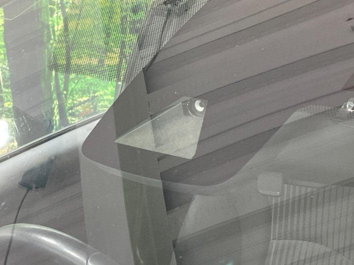 2019 Toyota Prius DAA-ZVW51 (UW-69f0223dbce24)[12]