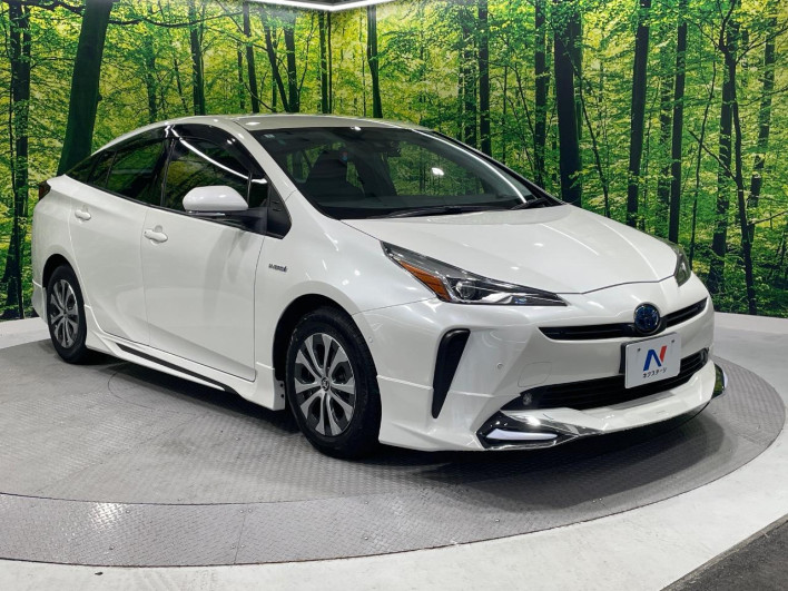 2019 Toyota Prius DAA-ZVW51 (UW-69f0223dbce24)[16]