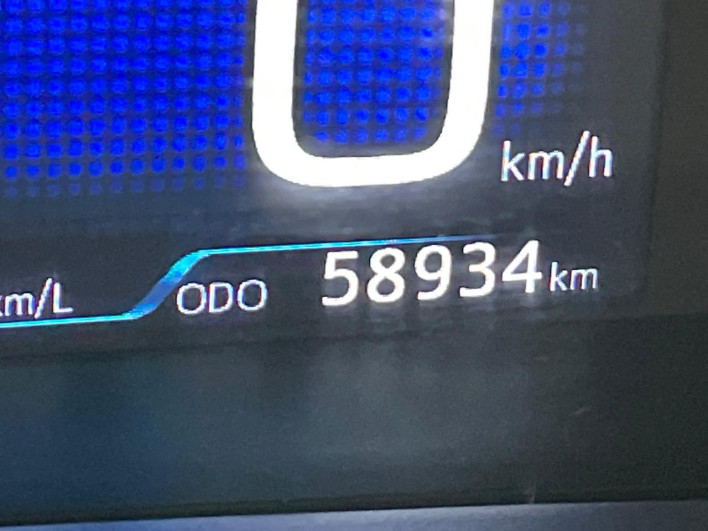 2019 Toyota Prius DAA-ZVW51 (UW-69f0223dbce24)[2]