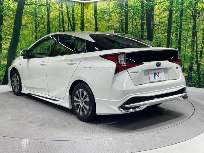 2019 Toyota Prius DAA-ZVW51 (UW-69f0223dbce24)[20]