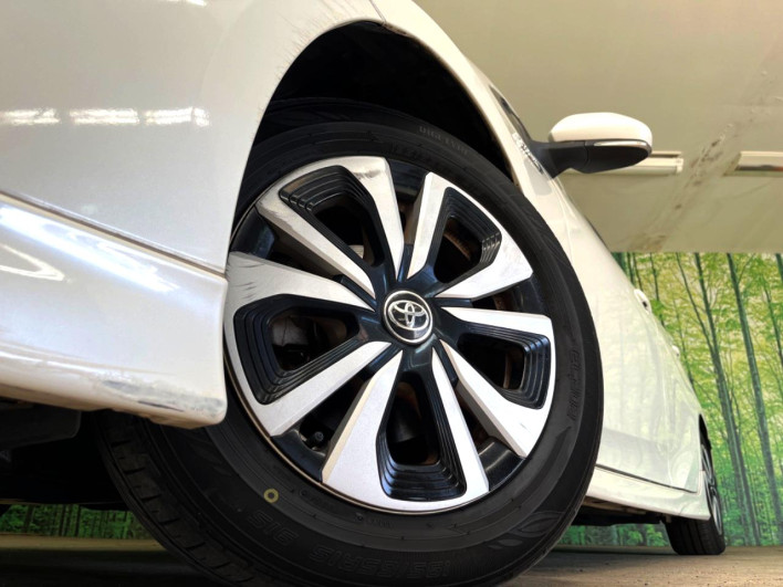 2017 Toyota Prius PHV DLA-ZVW52 (UW-69f0223eecf53)[4]