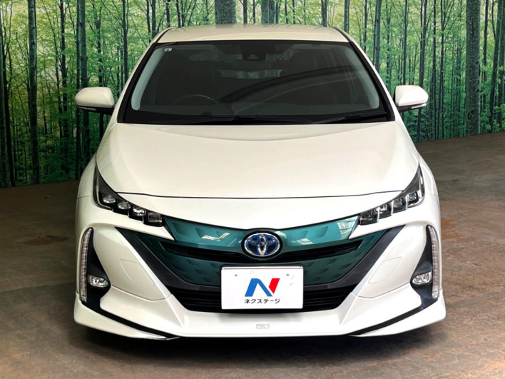 2017 Toyota Prius PHV DLA-ZVW52 (UW-69f0223eecf53)[14]