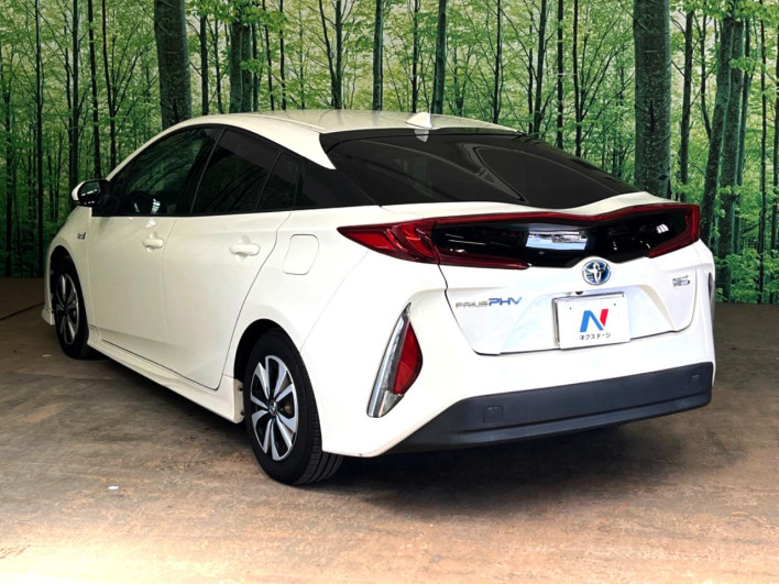 2017 Toyota Prius PHV DLA-ZVW52 (UW-69f0223eecf53)[21]