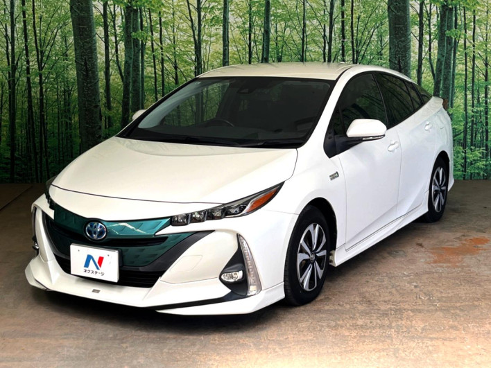 2017 Toyota Prius PHV DLA-ZVW52 (UW-69f0223eecf53)[13]