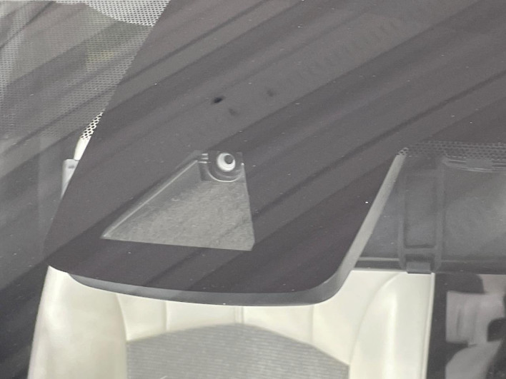 2018 Toyota Prius PHV DLA-ZVW52 (UW-69f0223f701f0)[12]