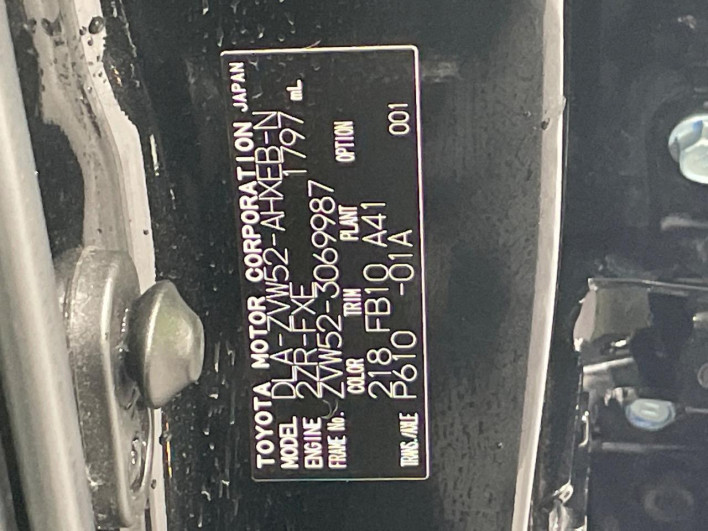 2018 Toyota Prius PHV DLA-ZVW52 (UW-69f0223f701f0)[1]