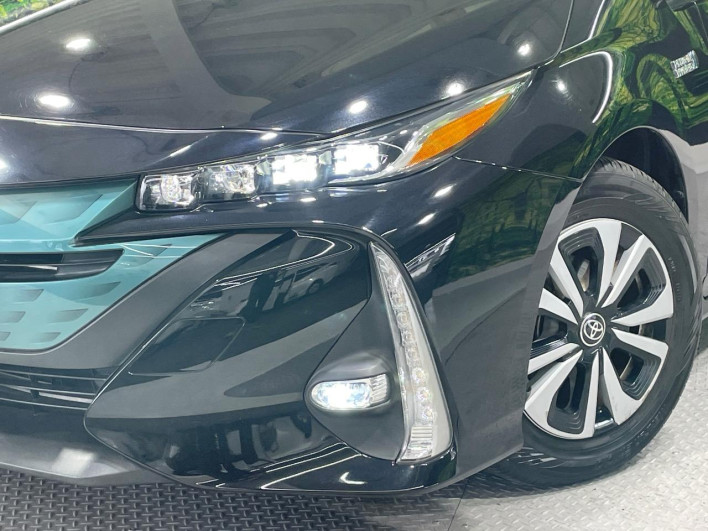 2018 Toyota Prius PHV DLA-ZVW52 (UW-69f0223f701f0)[5]