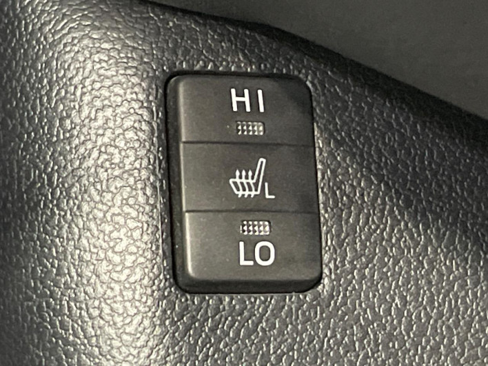 2018 Toyota Prius PHV DLA-ZVW52 (UW-69f0223f701f0)[28]