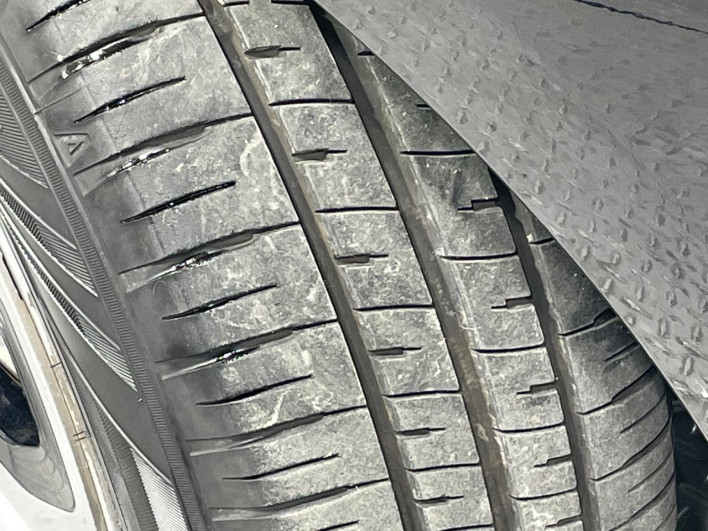 2018 Toyota Prius PHV DLA-ZVW52 (UW-69f0223f701f0)[7]