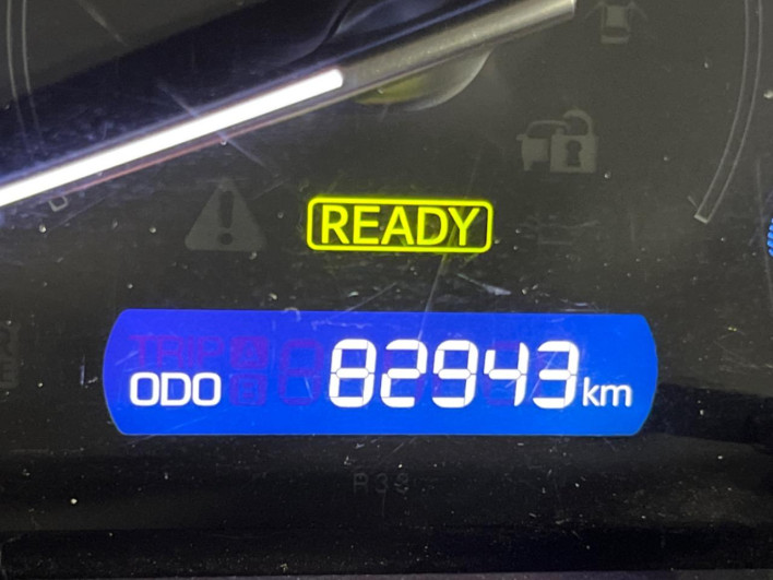 2015 Toyota Voxy DAA-ZWR80G (UW-69f02240cd060)[2]