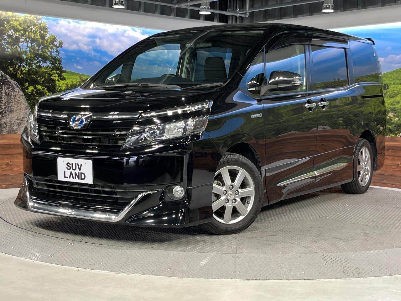 2015 Toyota Voxy DAA-ZWR80G