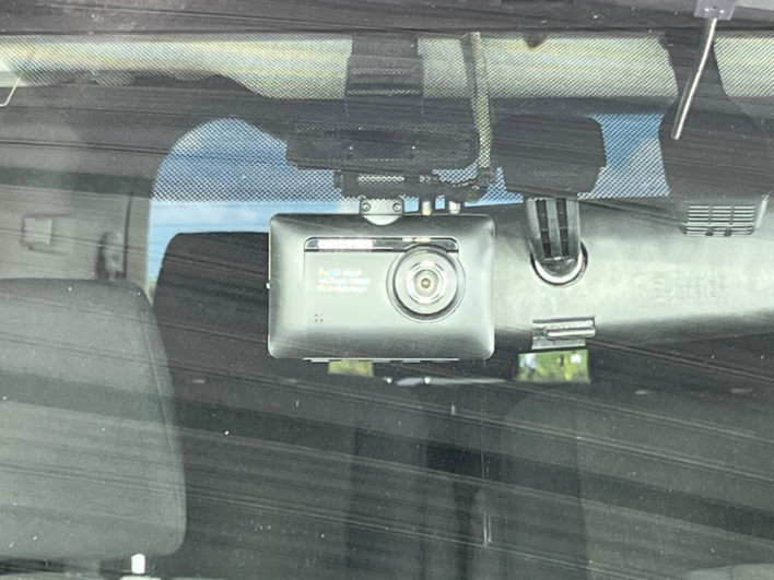 2015 Toyota Voxy DAA-ZWR80G (UW-69f02240cd060)[8]