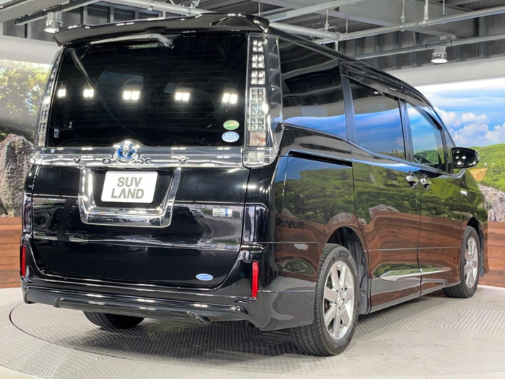 2015 Toyota Voxy DAA-ZWR80G (UW-69f02240cd060)[20]