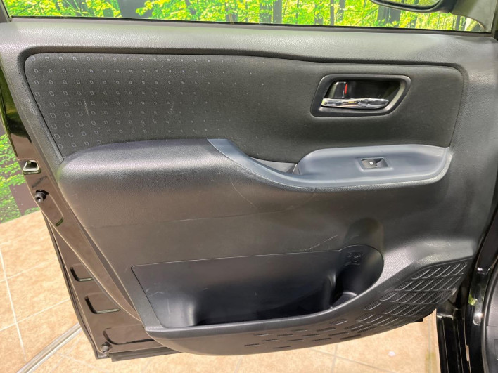 2015 Toyota Voxy DAA-ZWR80G (UW-69f0224172473)[20]