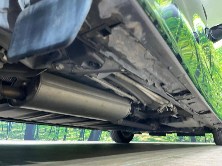 2015 Toyota Voxy DAA-ZWR80G (UW-69f0224172473)[10]